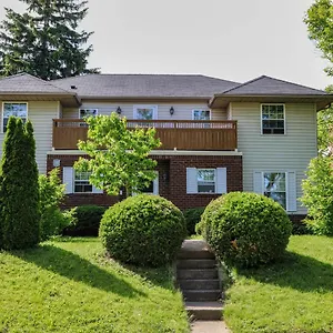 Susan's Bed & Breakfast Niagara Falls